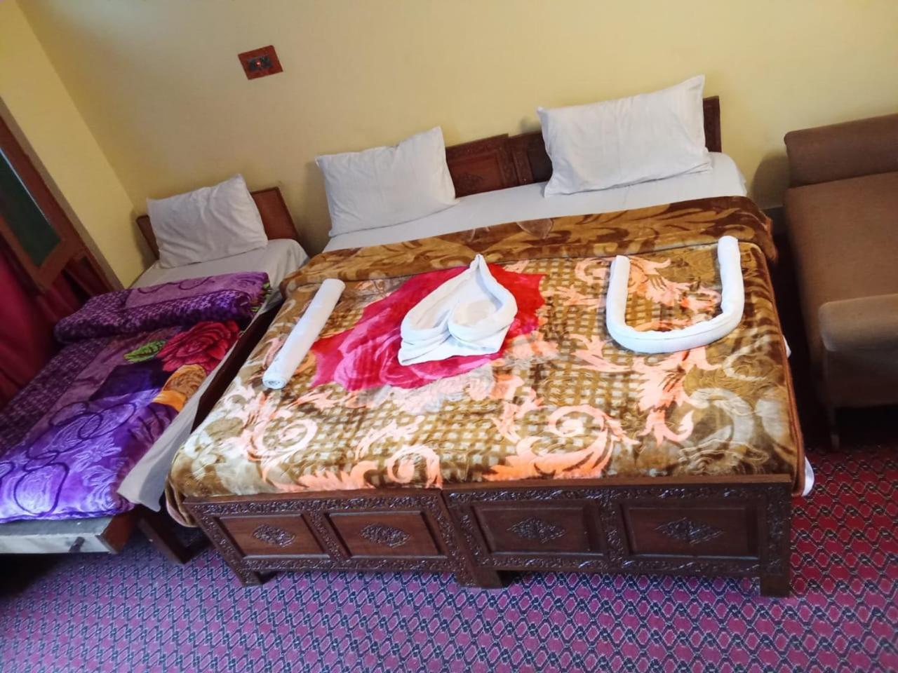 Hotel Kashmir Hill Town Srīnagar Exteriér fotografie