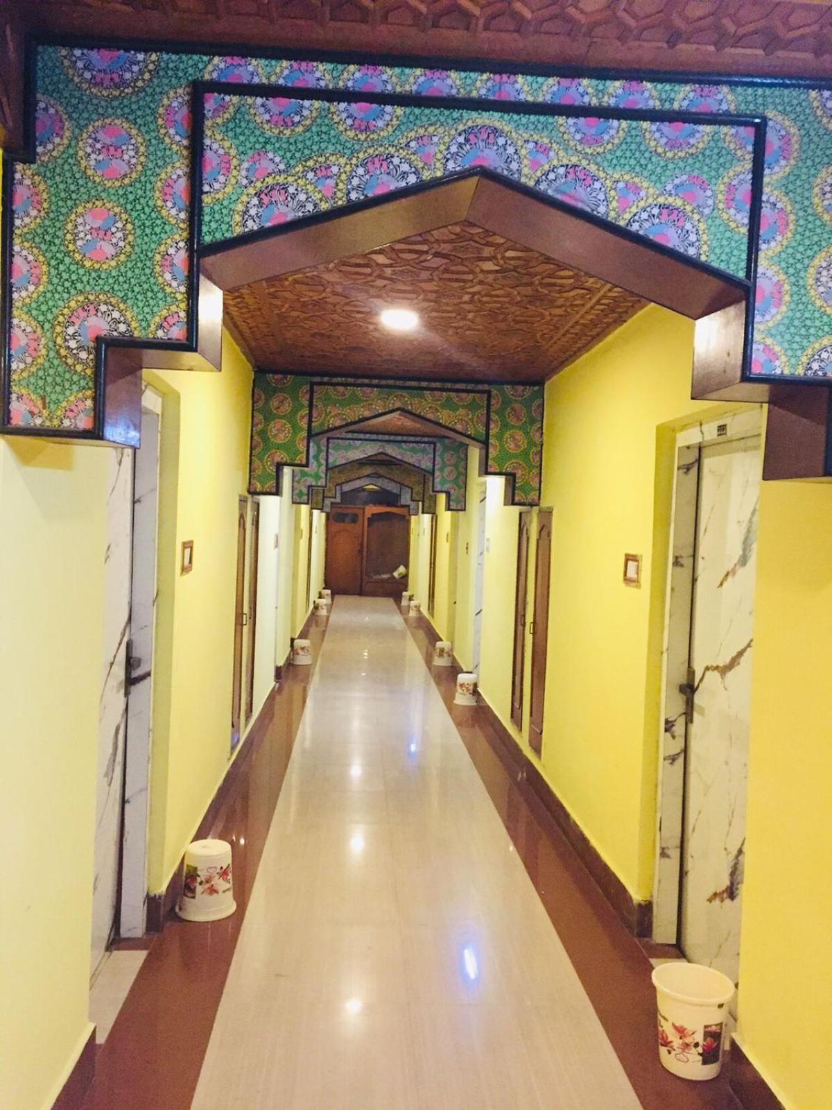 Hotel Kashmir Hill Town Srīnagar Exteriér fotografie